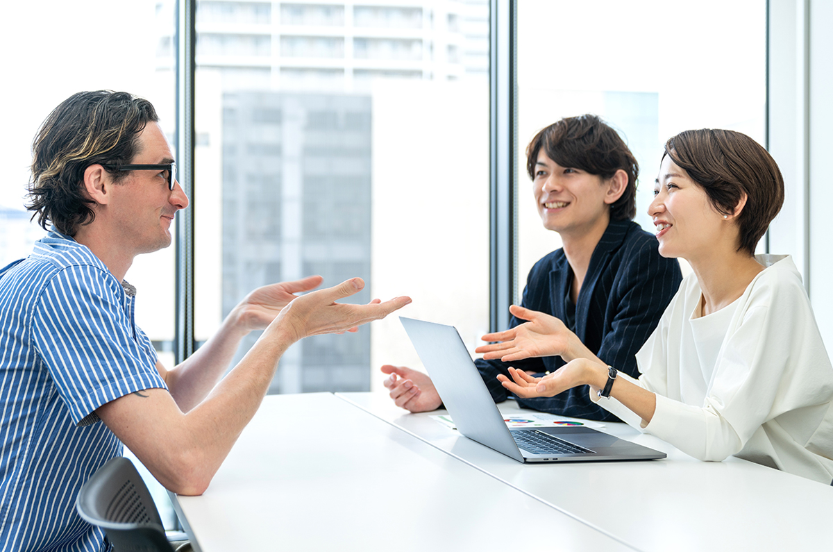 專案經理平常可以如何自我訓練交際、溝通能力？